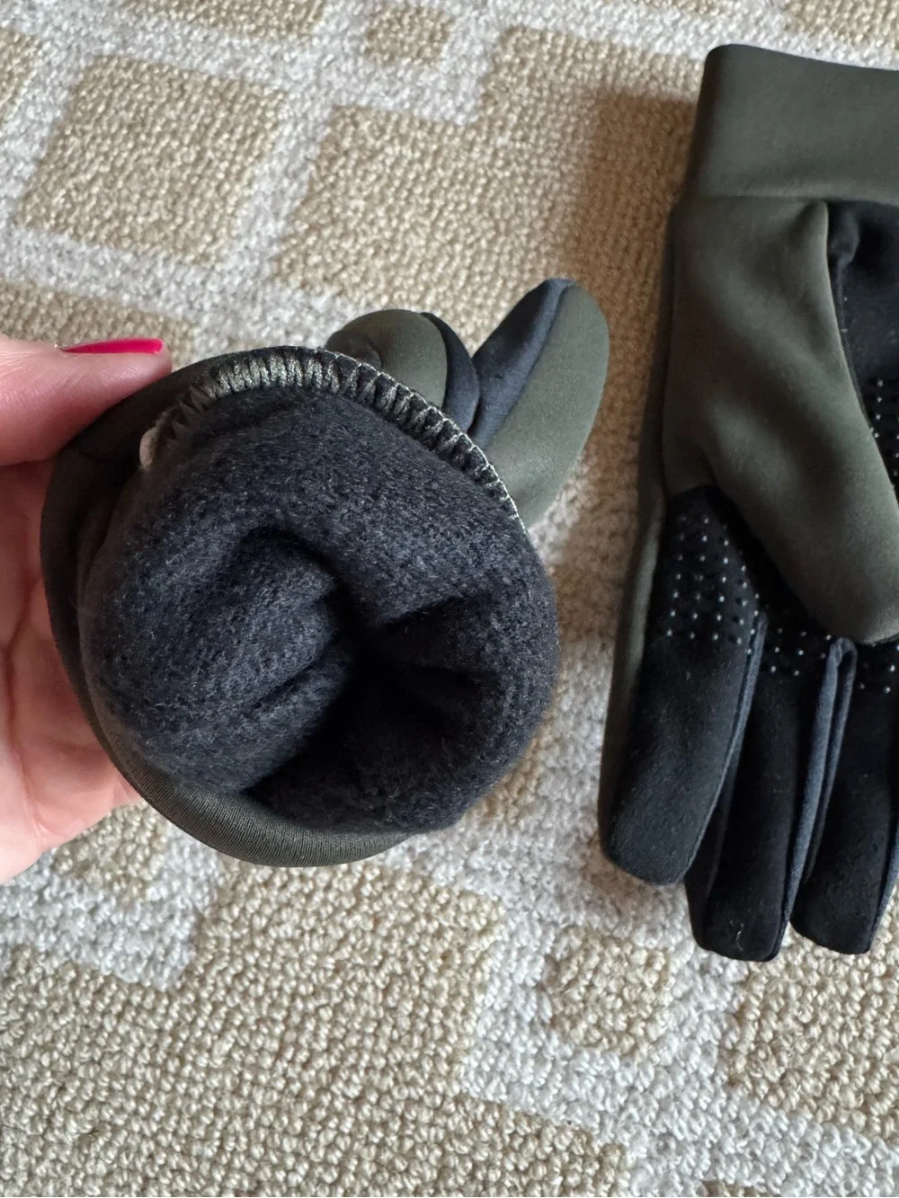 Burton Touchscreen Fleece Lined Gloves Olive Green Size Medium